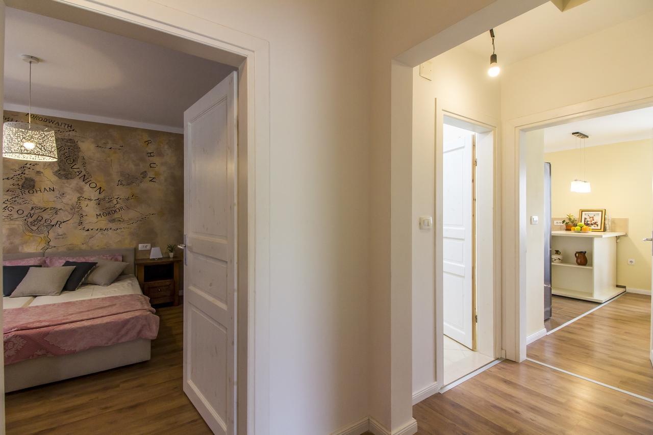 شقة Apartman Maxim بولا المظهر الخارجي الصورة